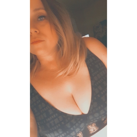 blondeejdkd